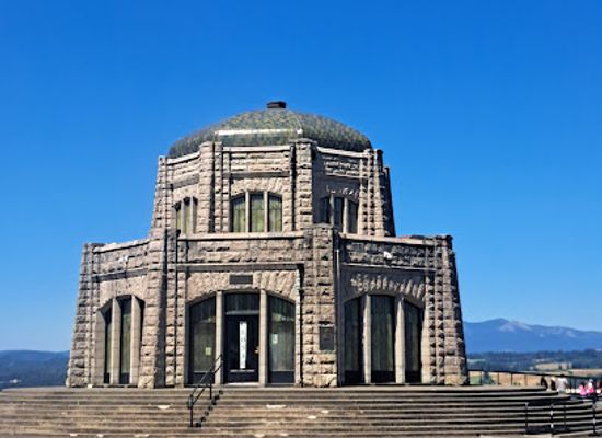 oregon/lincoln-county/landmark/vista-house-at-crown-point