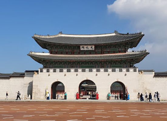 south-korea/seoul/landmark/gwanghwamun-square