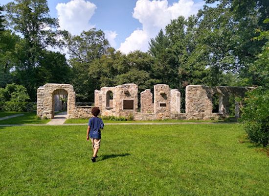 connecticut/greenwich/landmark/montgomery-pinetum