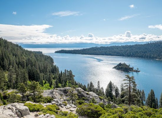 california/lake-tahoe/landmark/usda-forest-service-taylor-creek-visitor-center