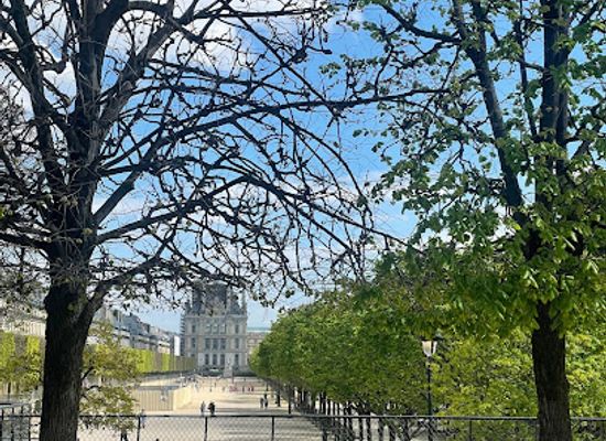 france/paris/louvre-tuileries/landmark/monument-a-pierre-marie-rene-ernest-waldeck-rousseau
