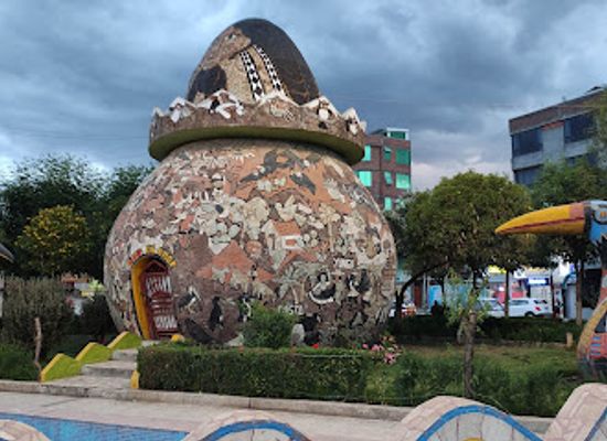 peru/huancayo/landmark/parque-de-los-sombreros-el-tambo