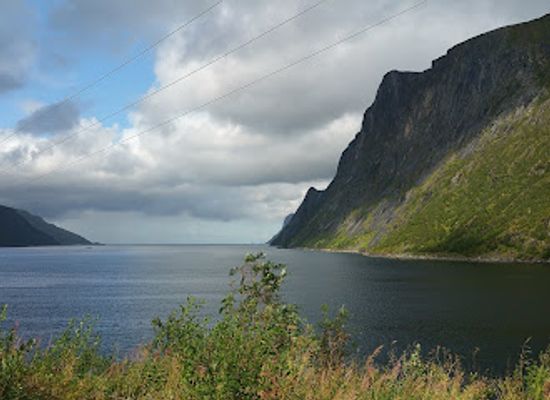 norway/senja-island/landmark/pumpeneset