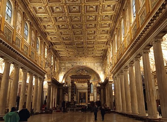 vatican-city/vatican-library/landmark/carriage-pavilion