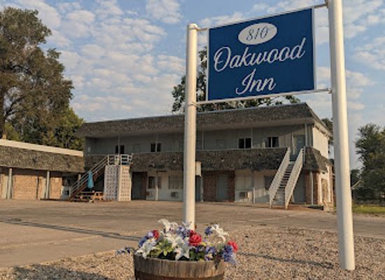 colorado/sterling/landmark/the-oakwood-inn