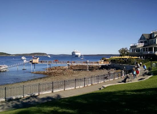 maine/bar-harbor/landmark/oli-s-trolley-inc