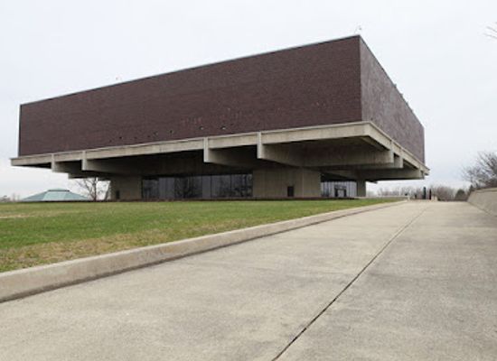 ohio/eastern-ohio/landmark/ohio-history-center