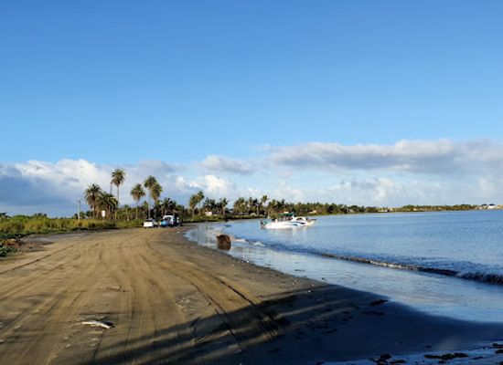 fiji/western-division/landmark/wailoaloa-beach