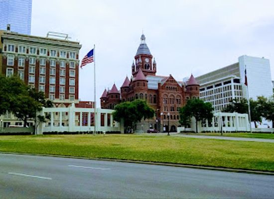 texas/dallas/landmark/dallas-holocaust-and-human-rights-museum