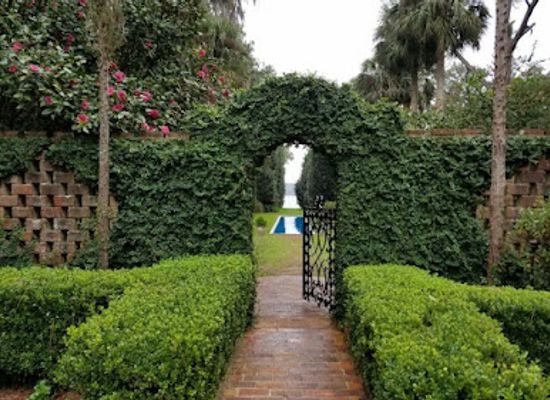 florida/tallahassee-area/landmark/alfred-b-maclay-gardens-state-park