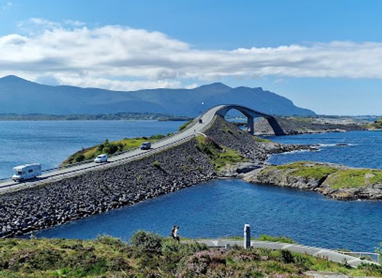 norway/western-norway/landmark/seefahrerdenkmal