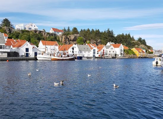 norway/rogaland/landmark/old-skudeneshavn-gamle-skudeneshavn