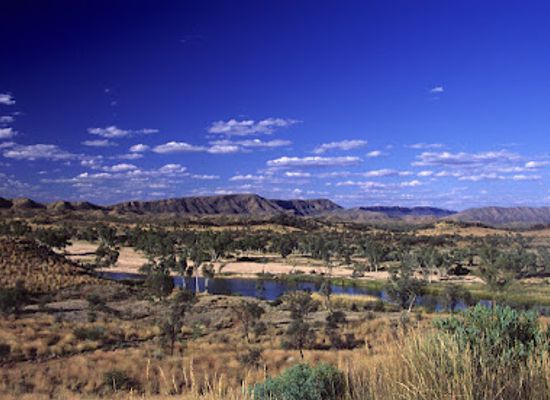 australia/macdonnell-ranges/landmark/mount-sonder-lookout
