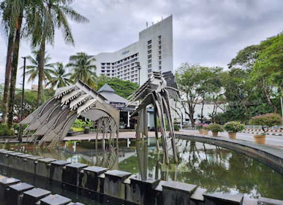 malaysia/kuching/landmark/hornbill-fountain