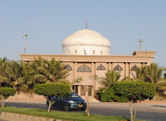 pakistan/karachi/landmark/ayesha-masjid-dha