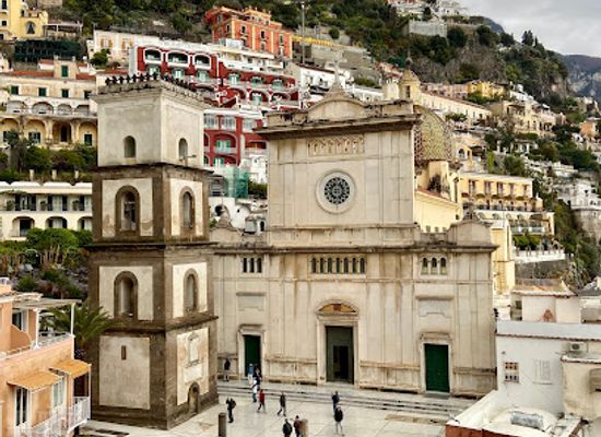 italy/positano/landmark/chiesa-di-santa-maria-assunta