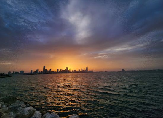 bahrain/muharraq-island/landmark/juffair-beach