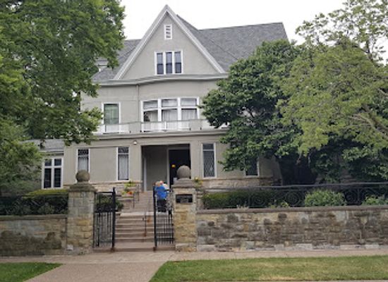 illinois/quad-cities/landmark/butterworth-center-and-deere-wiman-house