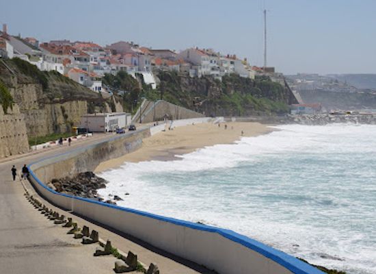 portugal/ericeira/landmark/praia-do-norte