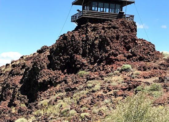 oregon/klamath-basin/landmark/lava-beds-national-monument