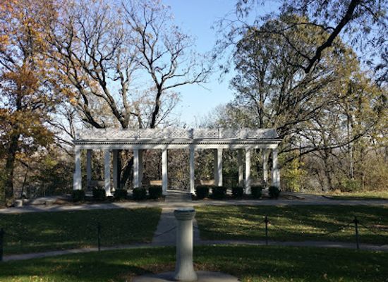 nebraska/omaha/landmark/mt-vernon-gardens