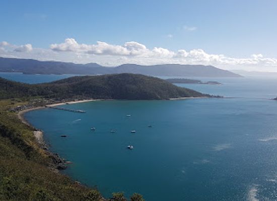 australia/whitsunday-islands/landmark/south-molle-island