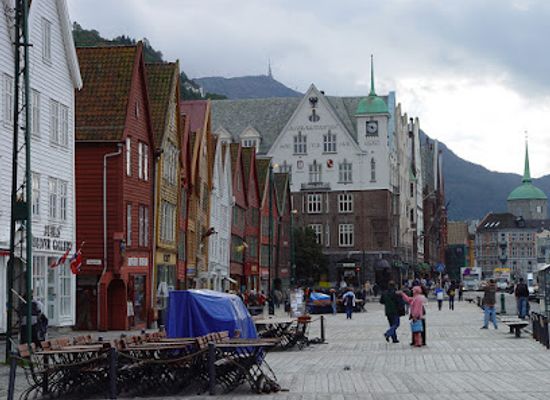 norway/bergen/landmark/schotstuene-hanseatic-assembly-rooms