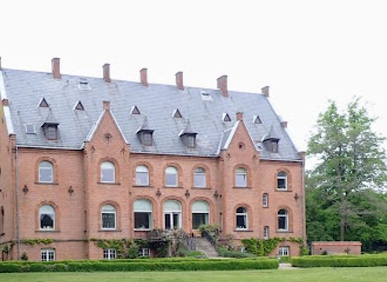 denmark/funen/attraction/sanderumgaard-v-erik-vind