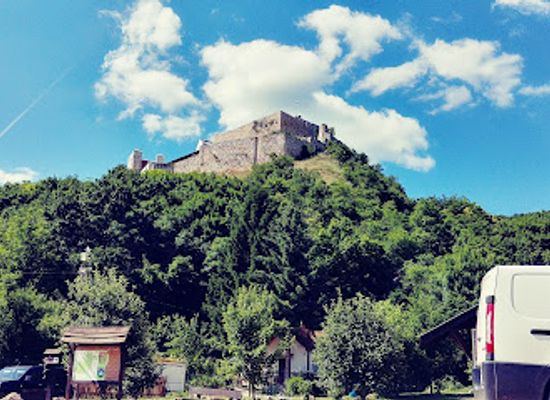 hungary/western-transdanubia/landmark/csokako-castle