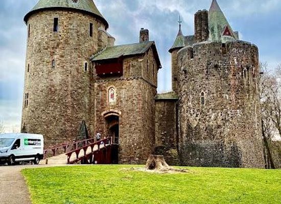united-kingdom/cardiff/landmark/castell-coch