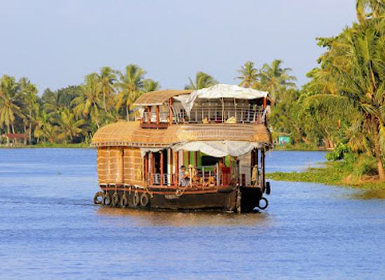 india/kerala/landmark/ashtamudi-backwaters