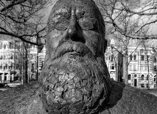 netherlands/rotterdam/kop-van-zuid/landmark/beeldengroep-scheepvaartkwartier