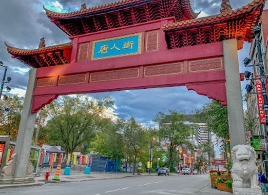 canada/lanaudiere/landmark/gate-of-china-town-south-paifang