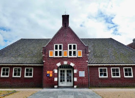 netherlands/north-holland/landmark/huys-egmont-cultuurhuis-en-bezoekerscentrum