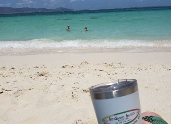 anguilla/island-harbour/landmark/sunshine-shack