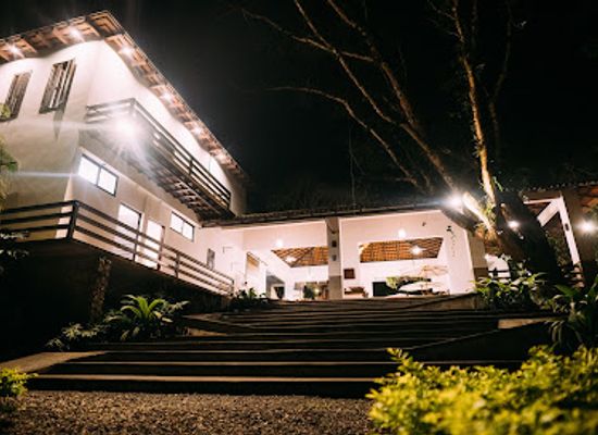 guatemala/verapaces/landmark/guayaha-hotel-y-restaurante