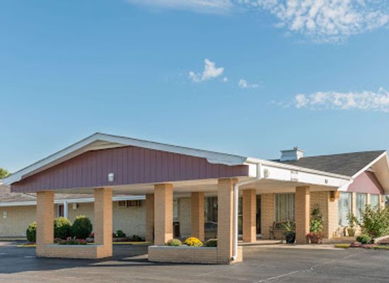 missouri/kirksville/landmark/knights-inn-kirksville