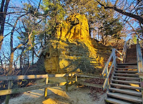 illinois/little-egypt/landmark/starved-rock-state-park
