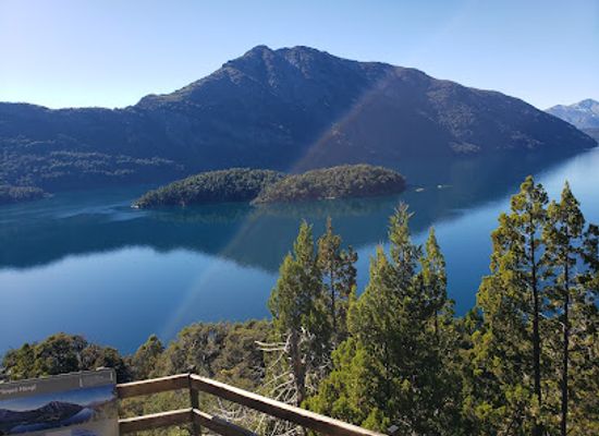 argentina/bariloche/landmark/natural-travel-turismo