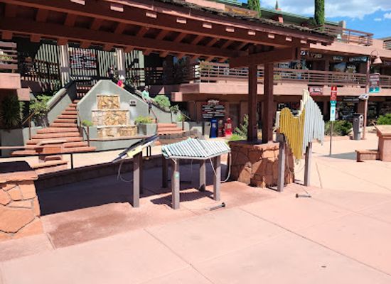 arizona/sedona/landmark/sedona-street-chimes