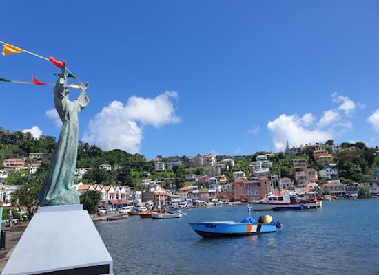 grenada/sauteurs/landmark/christ-of-the-deep