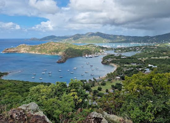 antigua-and-barbuda/shirley-heights-lookout/landmark/shirley-heights