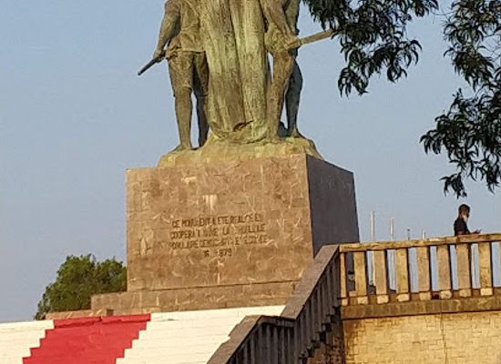 benin/atlantique/landmark/place-du-souvenir-ex-place-des-martyrs