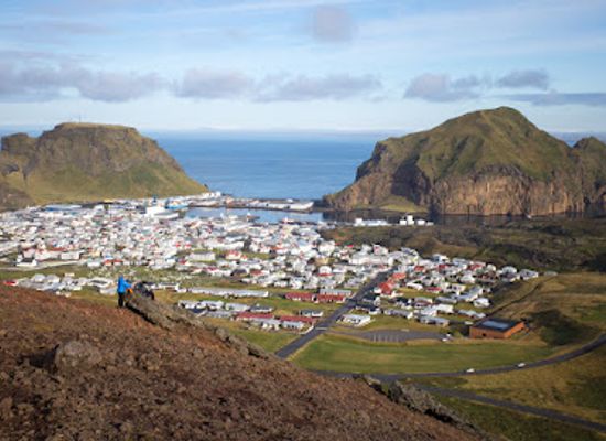 iceland/westman-islands/landmark/helgafell