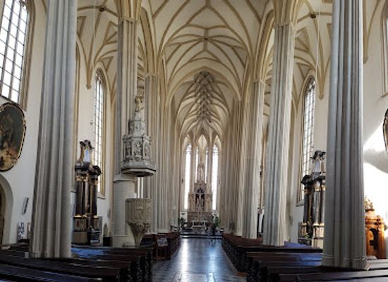 czechia/moravia/landmark/kostel-sv-jakuba
