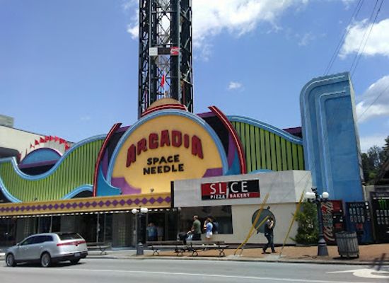tennessee/gatlinburg/landmark/hollywood-star-cars-museum