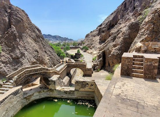 yemen/amran/landmark/alsahareej-water-tanks