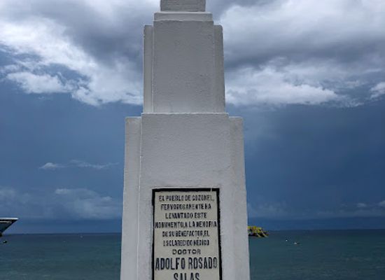mexico/cozumel/san-miguel/landmark/dr-adolfo-rosado-salas-monument