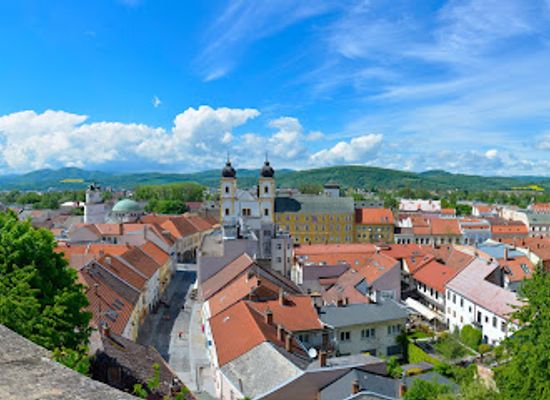 slovakia/trencin-region/landmark/tourist-office-of-trencin