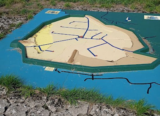 netherlands/noordoostpolder/landmark/sluitgatmonument-noordoostpolder